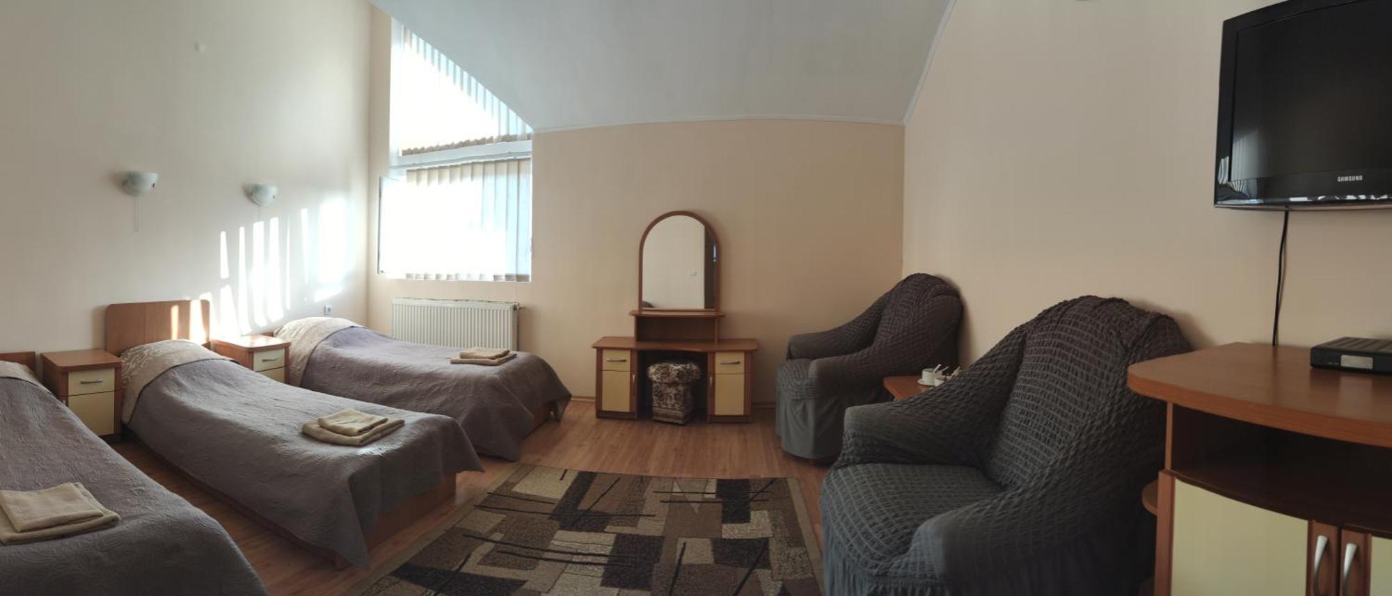Zabava Guest House Ivano-Frankivsk Habitación foto