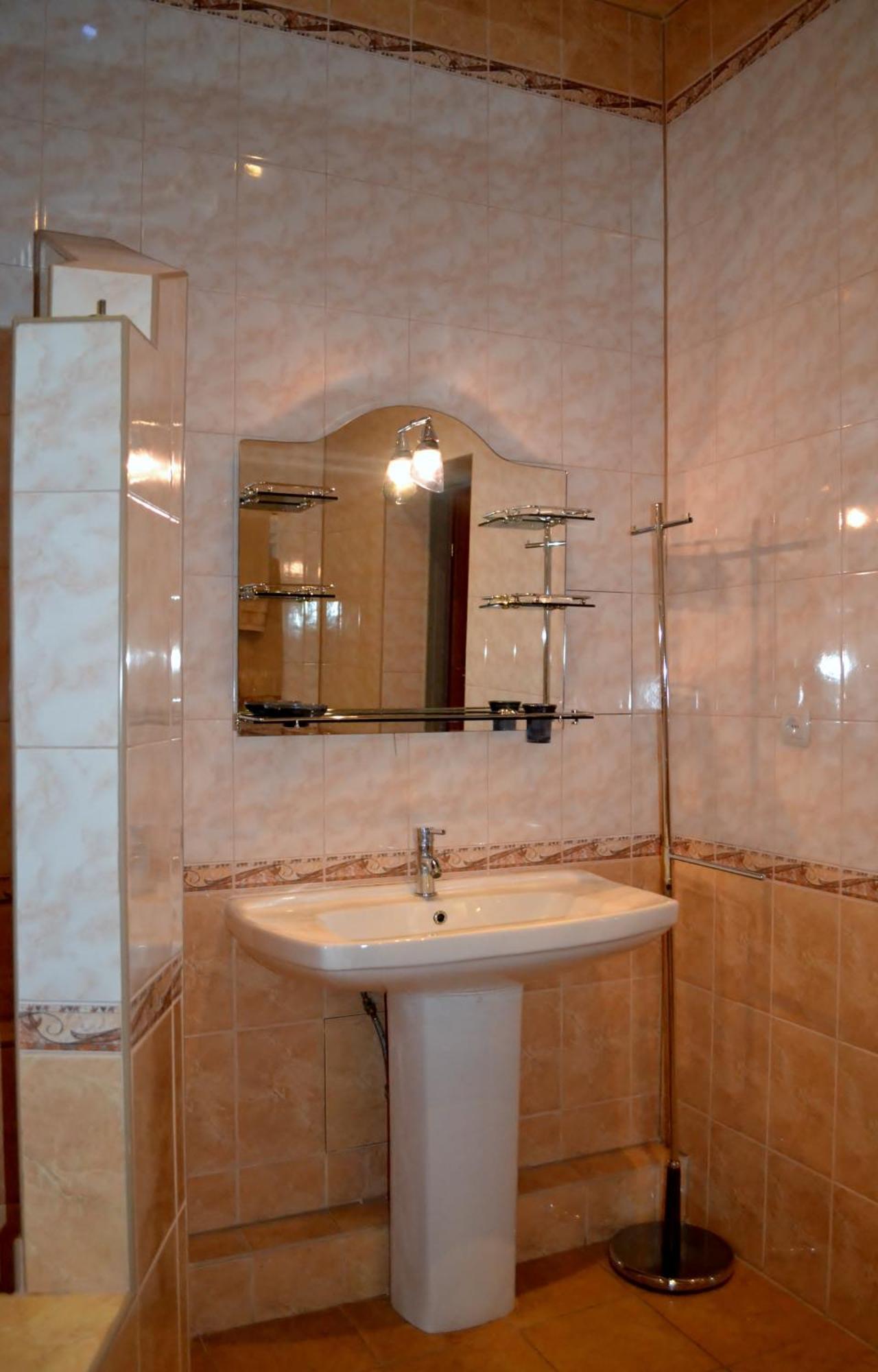 Zabava Guest House Ivano-Frankivsk Habitación foto
