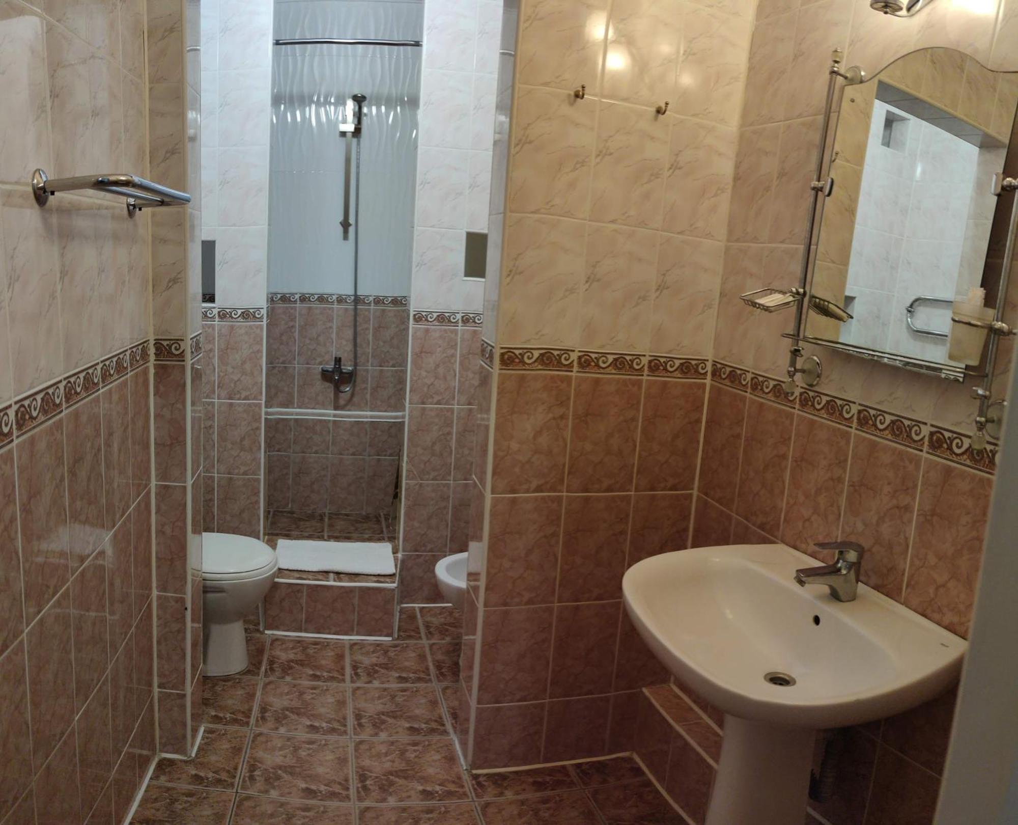 Zabava Guest House Ivano-Frankivsk Habitación foto