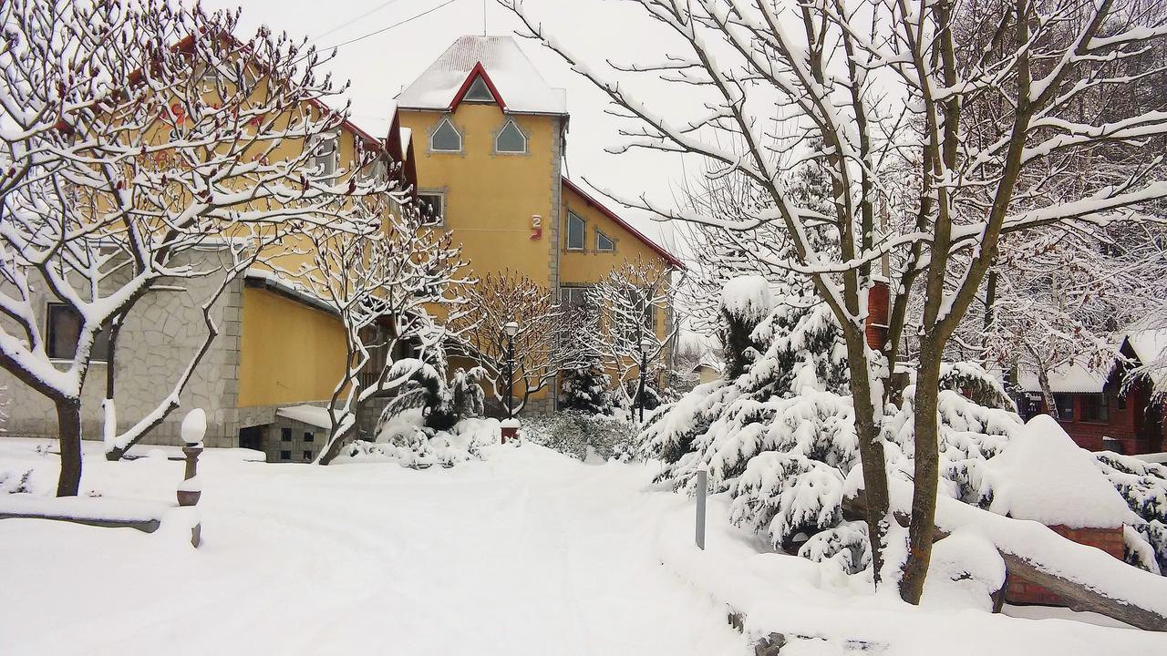 Zabava Guest House Ivano-Frankivsk Exterior foto