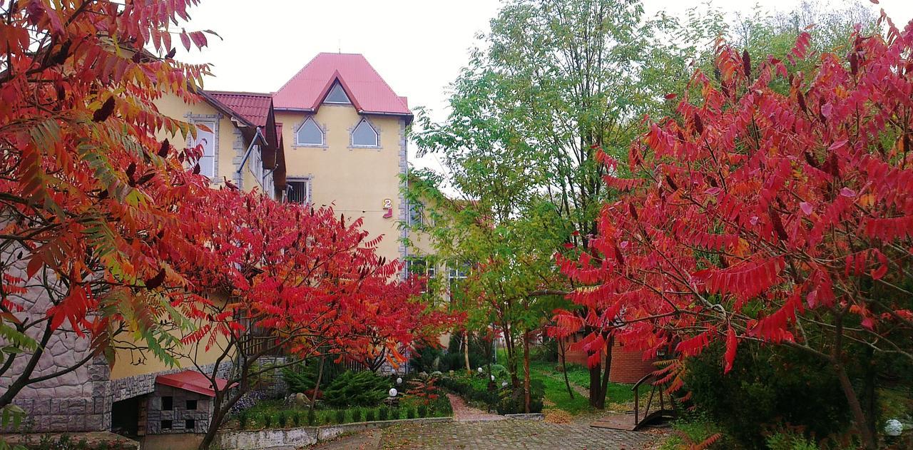 Zabava Guest House Ivano-Frankivsk Exterior foto